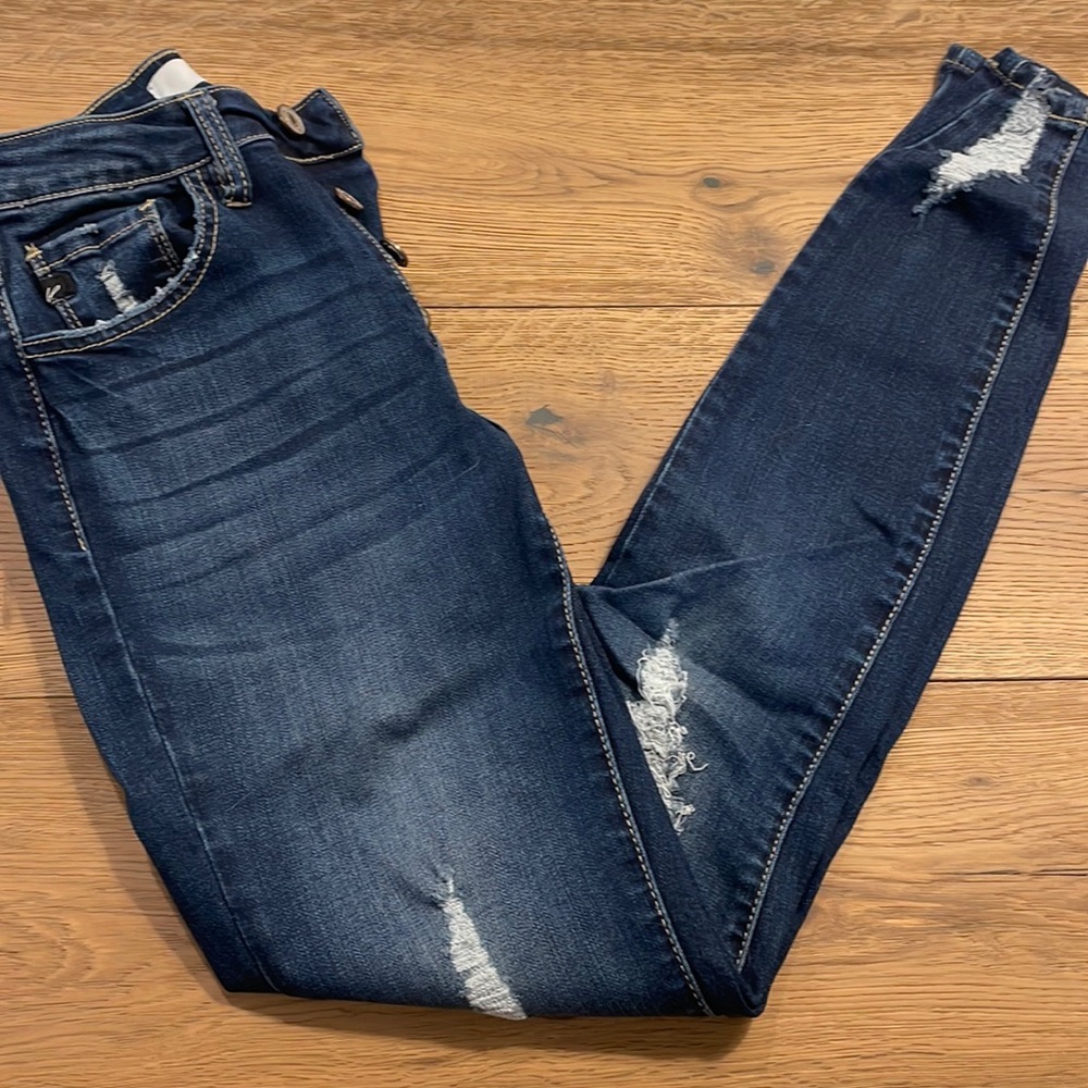 Kancan Jeans.